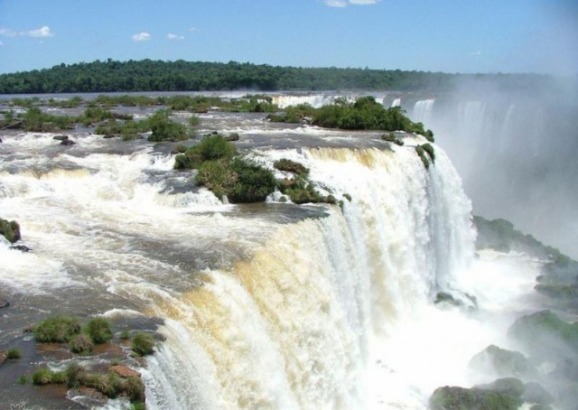 Buenos Airestől Rio De Janeiróig - kirándulással Uruguayba és az Iguassuhoz