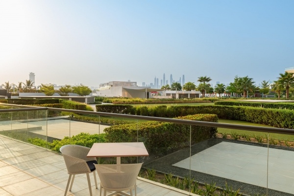 TH8 PALM DUBAI BEACH RESORT VIGNETTE COLLECTION *****