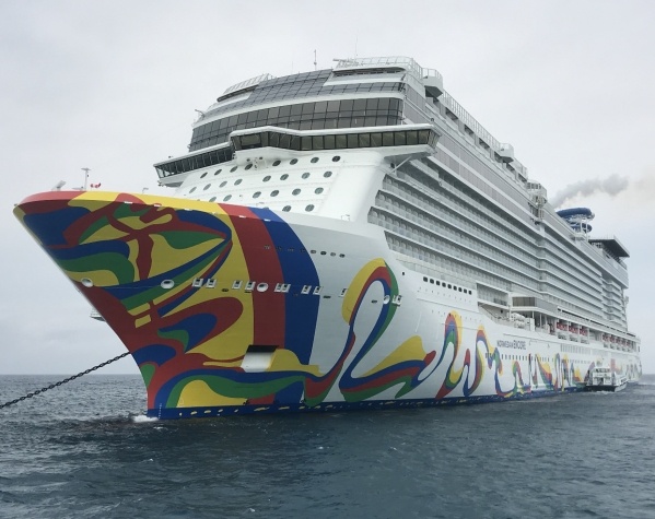 Norwegian Encore - Panama-csatorna