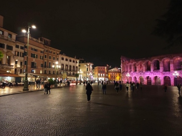 ADVENT VERONÁBAN ÉS TRENTO ADVENTI FÉNYEI - Ünnepi hangulat és az olasz életérzés! ***