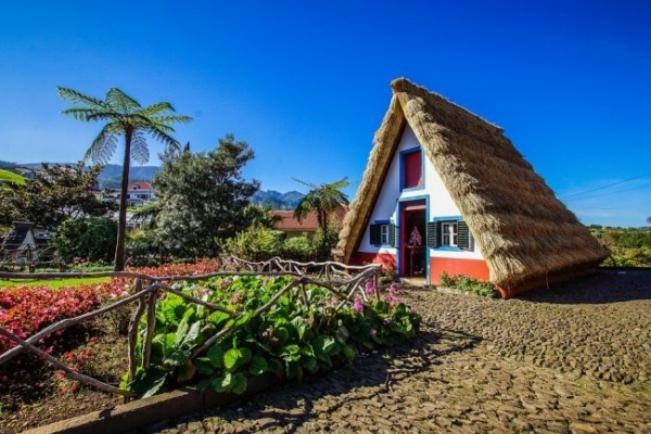 Madeira, az örök tavasz szigete - csoportos út magyar idegenvezetővel 2025.04.18-25.