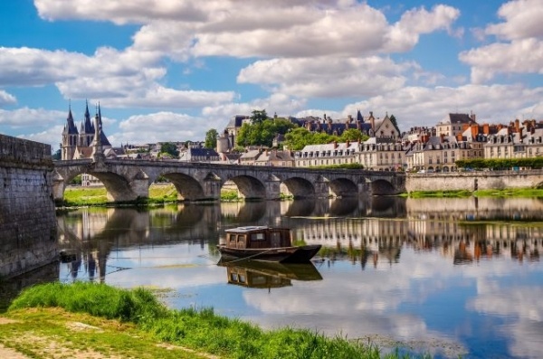 A Loire menti kastélyok - csoportos körutazás magyar idegenvezetéssel 2025.05.22-26.