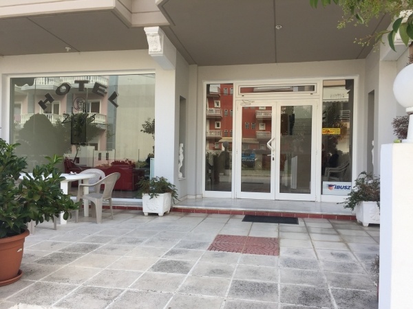 Zeus Apartmanház, egyénileg